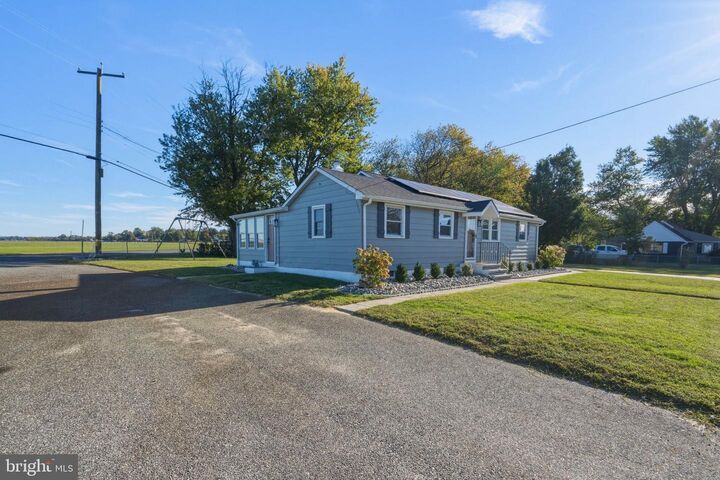 Property Photo:  170 Jefferson Road  NJ 08070 