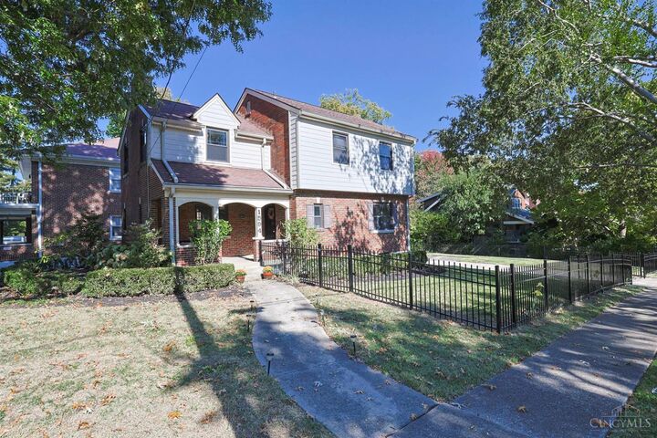 Property Photo: 1594 Wittekind Terrace OH 45224