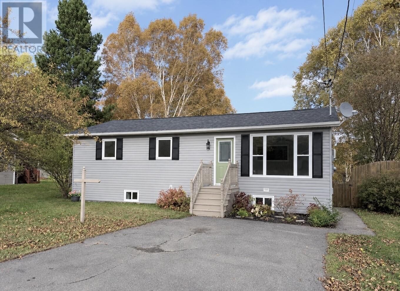 Property Photo:  14 Fifth Avenue  NL A0L 1K0 