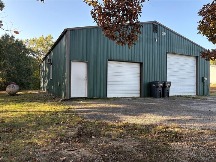 Property Photo:  9861 E 1735th Avenue  IL 62461 