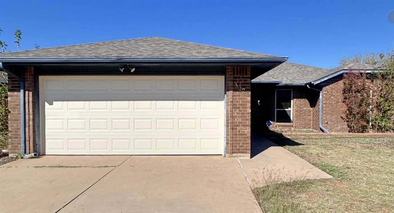 Property Photo:  3923 SW Wolf St.  OK 73505-7531 