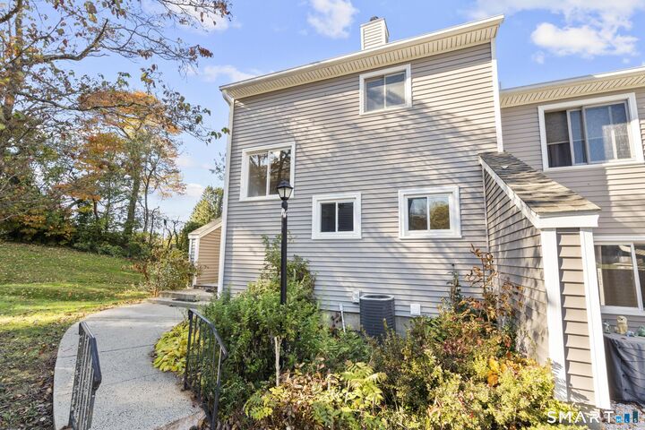 Property Photo: 701 Golf Drive 701 CT 06512