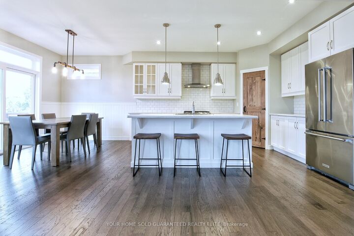 Property Photo: 270 Main Street W 5 ON L3M 3R4