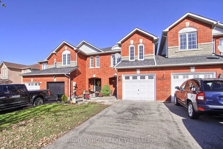Property Photo:  371 Ferndale Drive  ON L4N 9Y8 