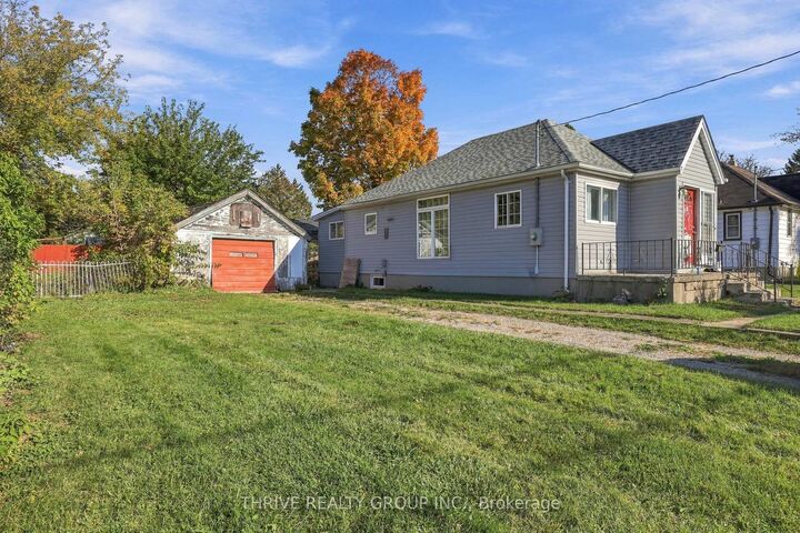 Property Photo: 342 Thompson Road ON N5Z 2Z5