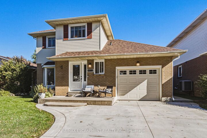 Property Photo:  4513 Cedarbrook Lane  ON L3J 0B2 