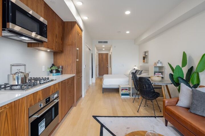 Property Photo:  2550 Garden Drive 410  BC V5N 4X6 