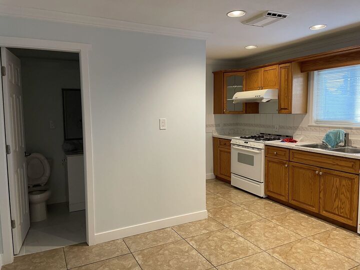 Property Photo:  6000 Dawson Street  BC V5B 2W6 