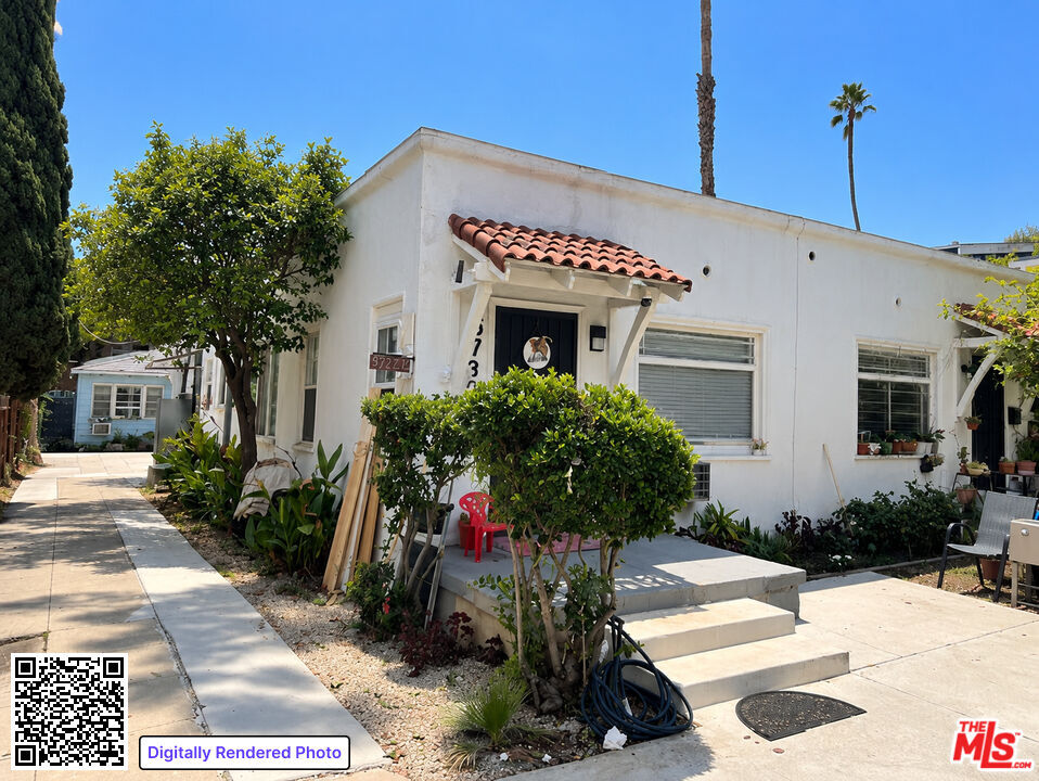 Property Photo: 5736 La Mirada Ave CA 90038