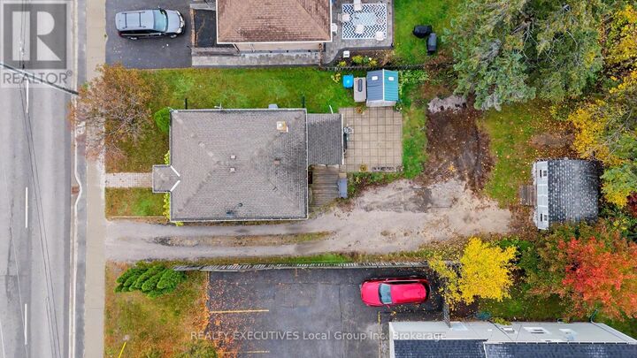 Property Photo: 1778 Cassells Street ON P1B 4C7