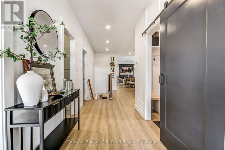 Property Photo:  11 Macneil Court  ON N0J 1T0 