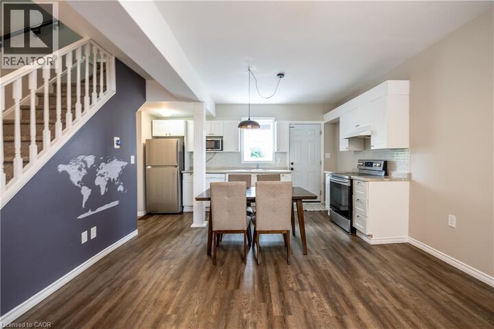 Property Photo:  10 Douglas Avenue  ON L8L 5P6 
