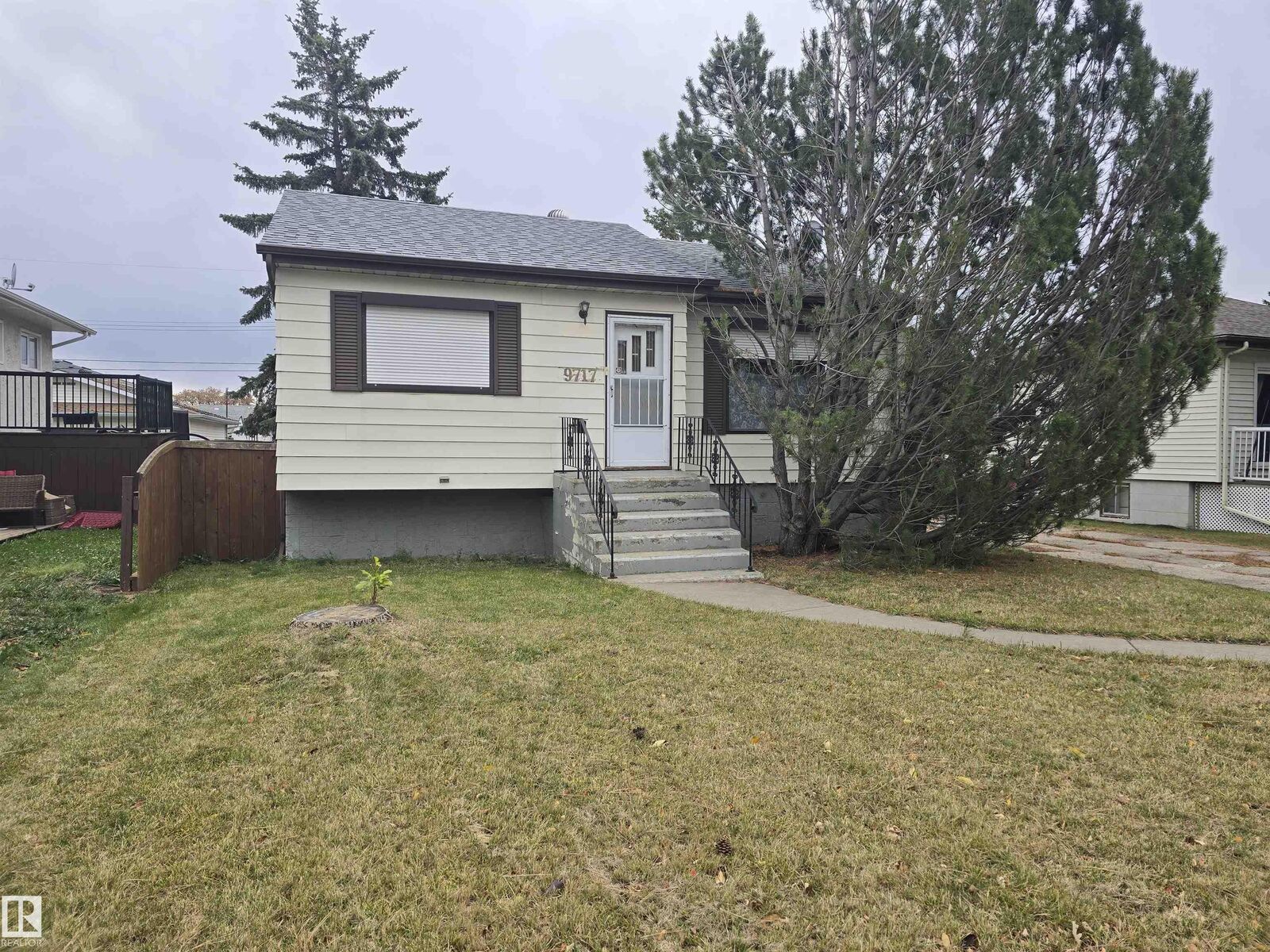 Property Photo: 9717 162 Street NW AB T5P 3L1
