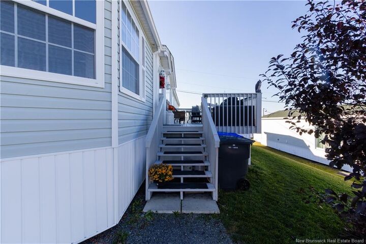 Photo de la propriété:  27 Senator Drive  NB E3C 1L8 