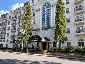 Property Photo: 3203 Lenox Road NE 24 GA 30324