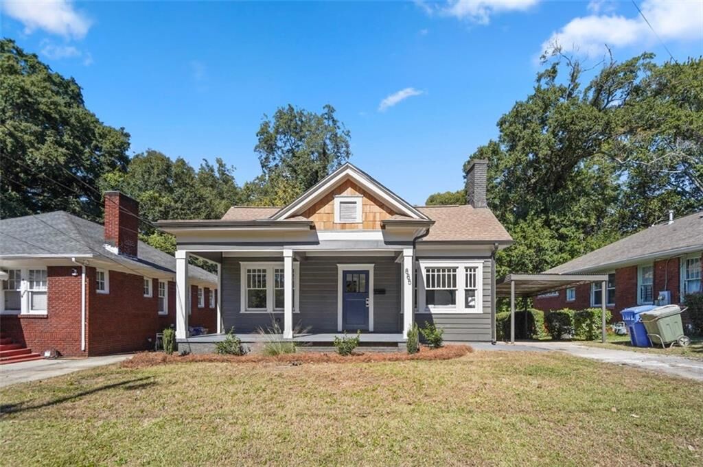 Property Photo:  885 Rose Circle SW  GA 30310 