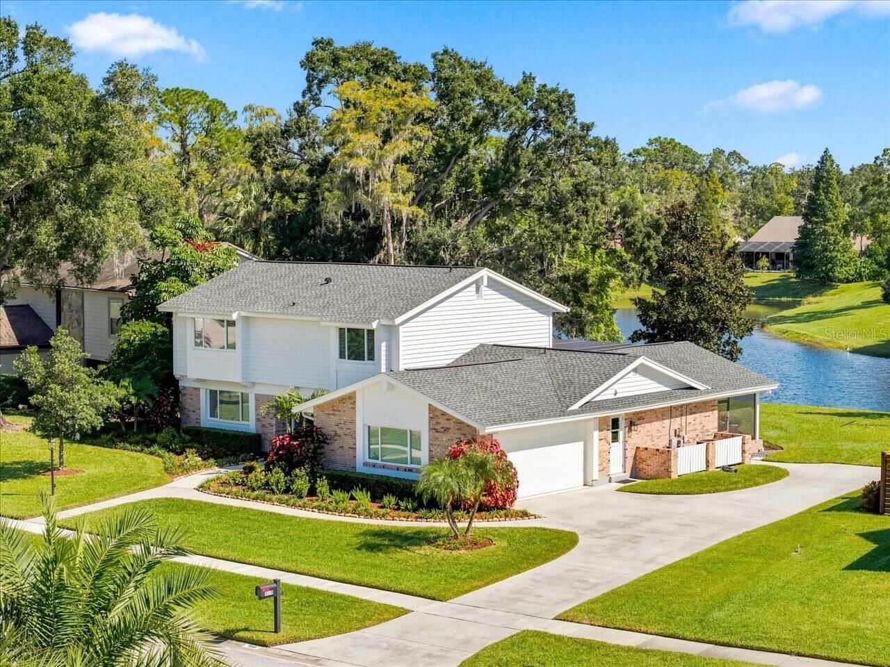Property Photo: 4110 Carrollwood Village Drive FL 33618