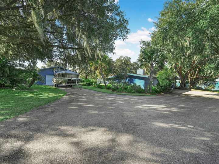 Property Photo:  1329 Hollister Road  FL 33827 