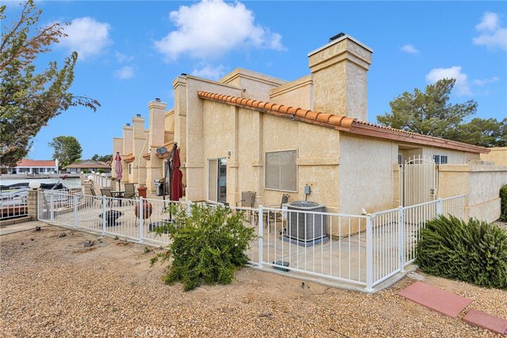 Property Photo: 11496 Nautical 17 CA 92342