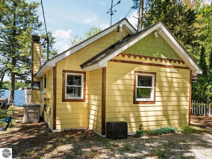 Property Photo:  2603 Crescent Shores Drive  MI 49685 