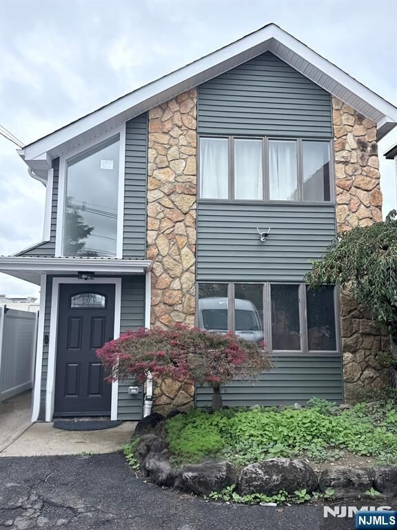 Property Photo:  38 Church Street 3  NJ 07644 
