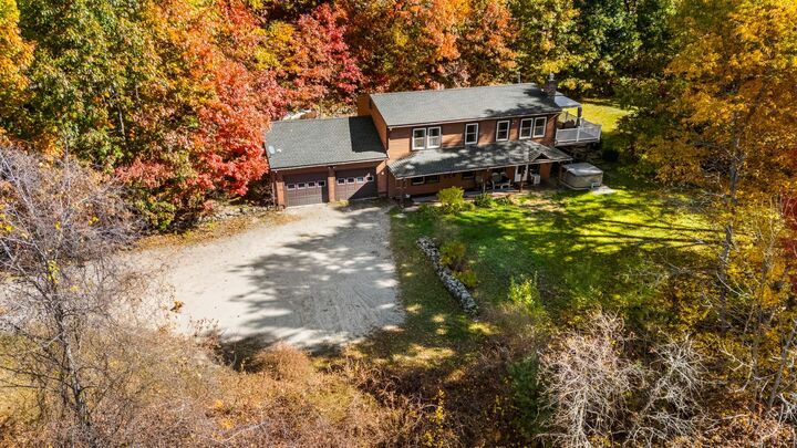 Property Photo:  90 Meetinghouse Hill Road  NH 03273 