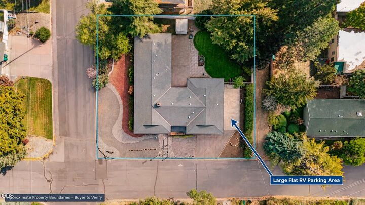 Property Photo:  1777 Arlington Drive  OR 97601 