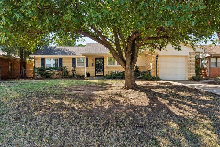 Property Photo:  2928 NW 70th Street  OK 73116 