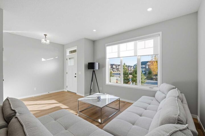 Property Photo: 18 Willow Green Link AB T4C 2S8
