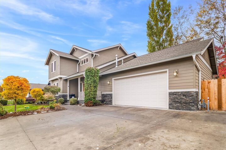 Property Photo:  1433  Patriot Lane  WA 98248 