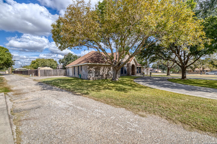 Property Photo: 2130 Hackberry Dr TX 78801