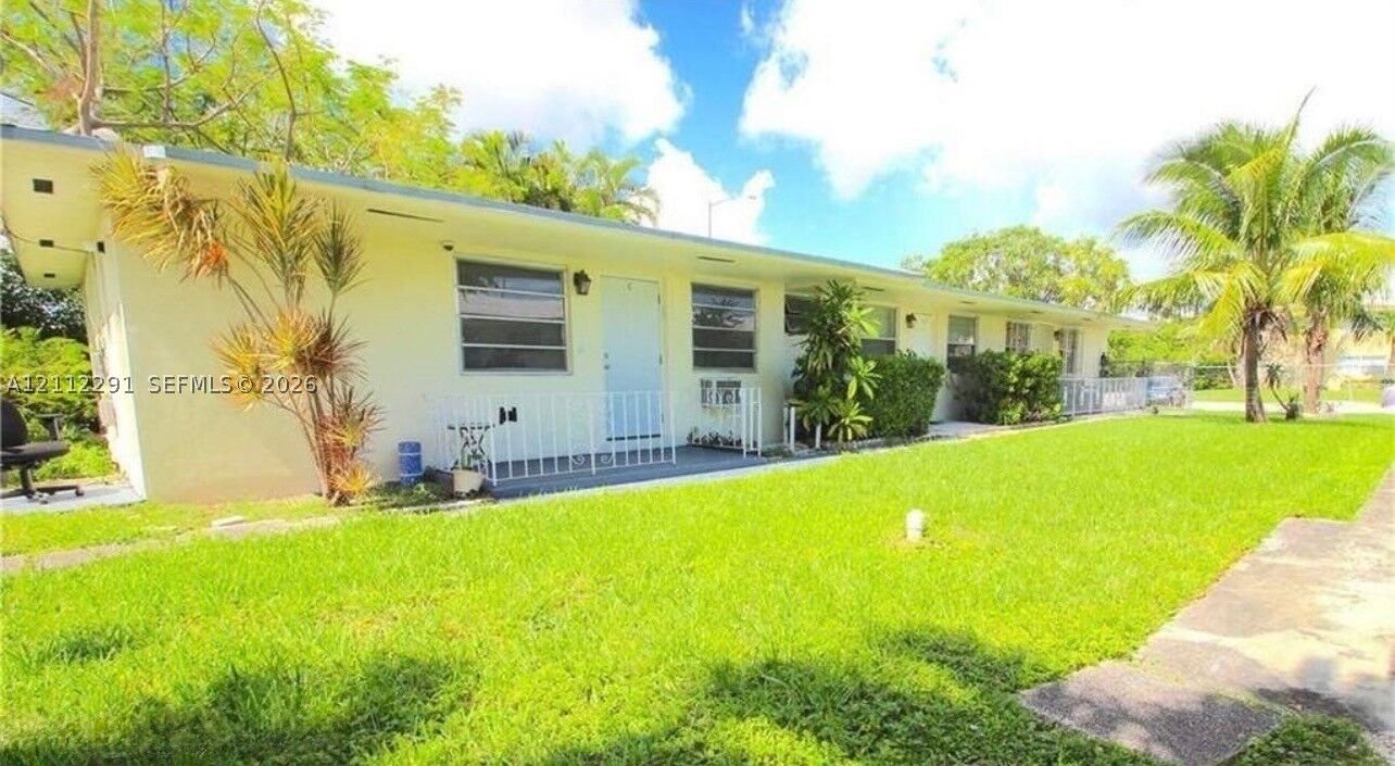 Property Photo:  2120 NE 168th St C  FL 33162 