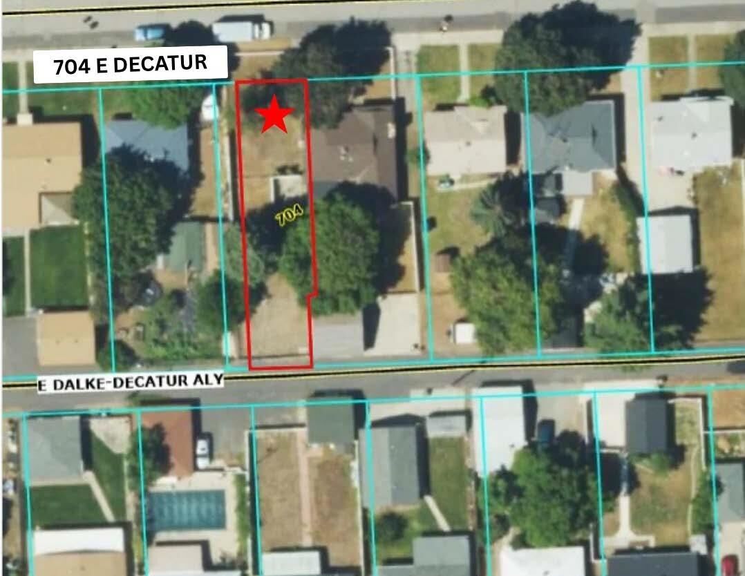 Property Photo: 704 E Decatur Ave WA 99208