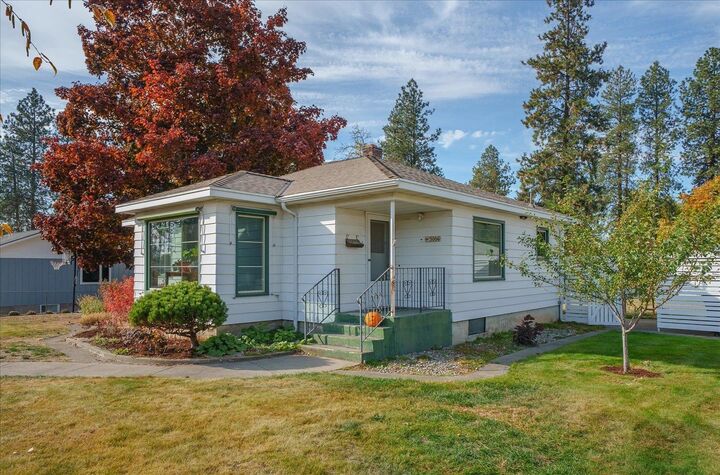 Property Photo: 3006 W Monticello Pl WA 99205