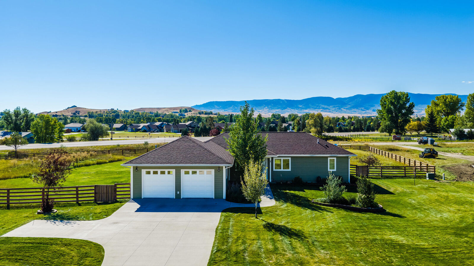 Property Photo: 1132 Cross Creek Court WY 82801
