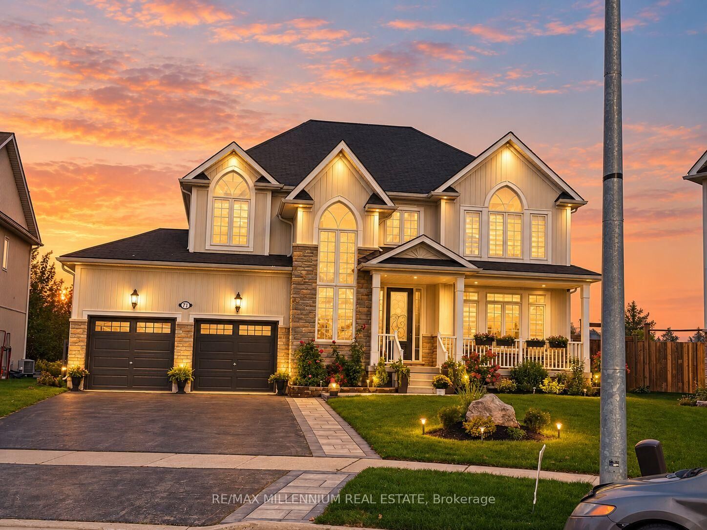 Property Photo:  77 Collier Crescent  ON L0M 1B5 