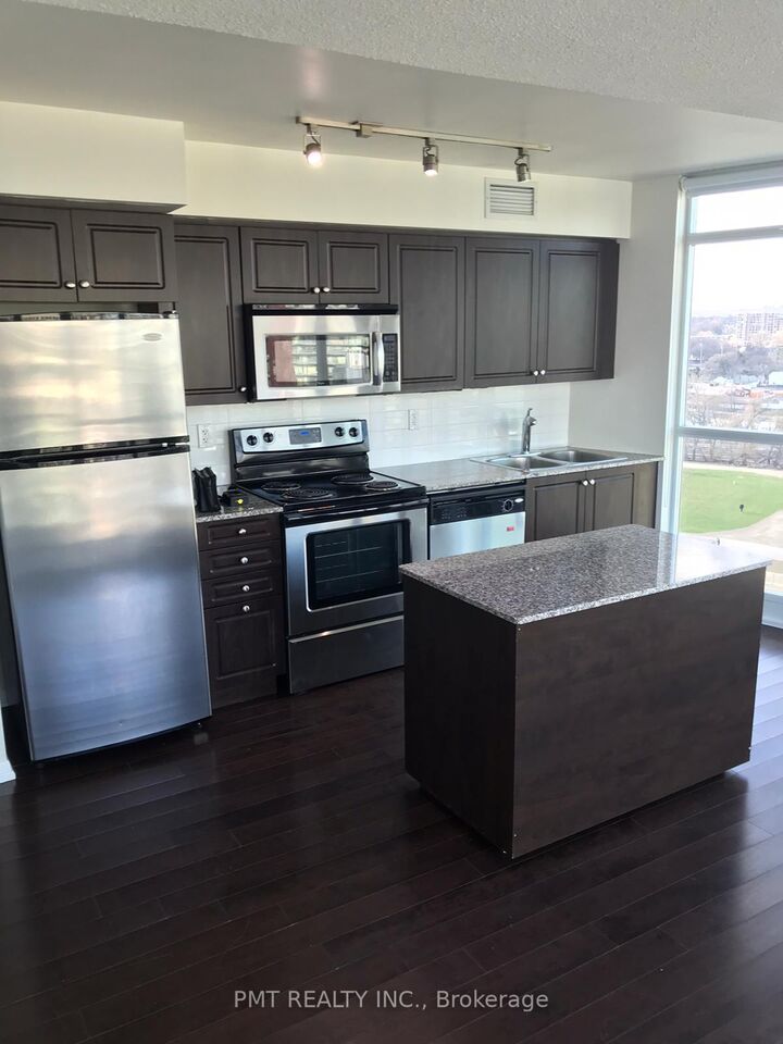 Property Photo:  209 Fort York Boulevard 1563  ON M5V 4A1 