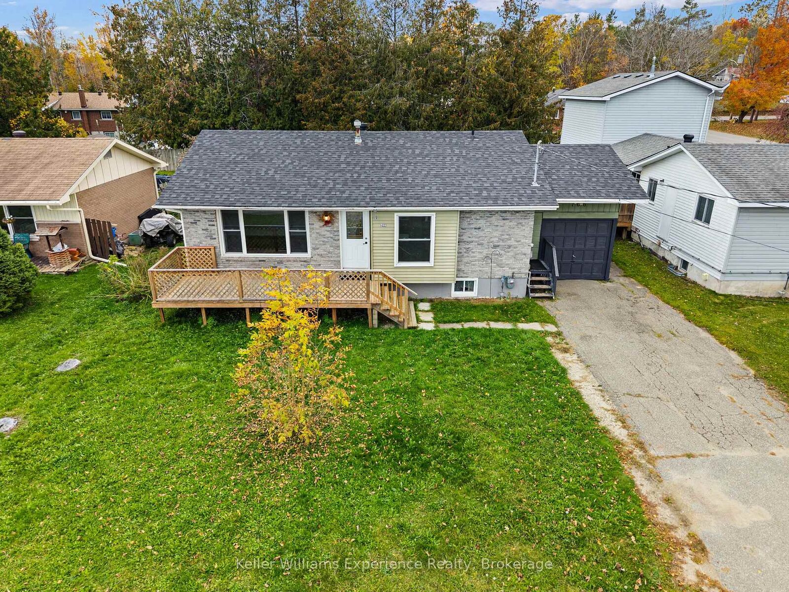 Property Photo: 706 Simcoe Avenue ON L0K 1R0