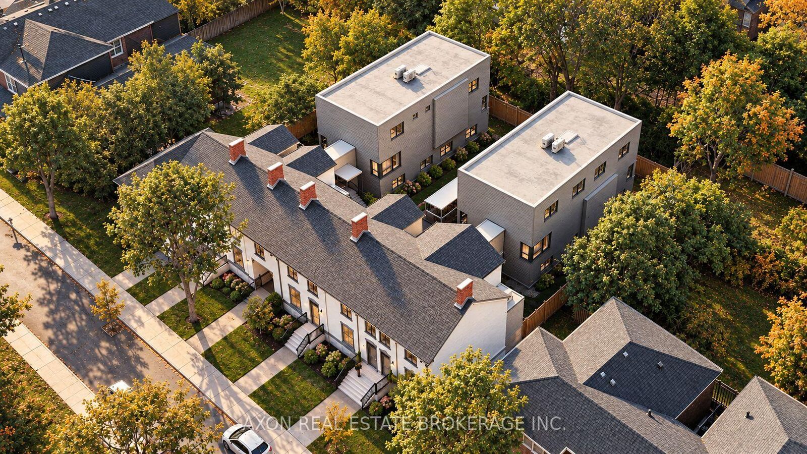 Photo de la propriété:  240 University Avenue  ON K7L 3P6 