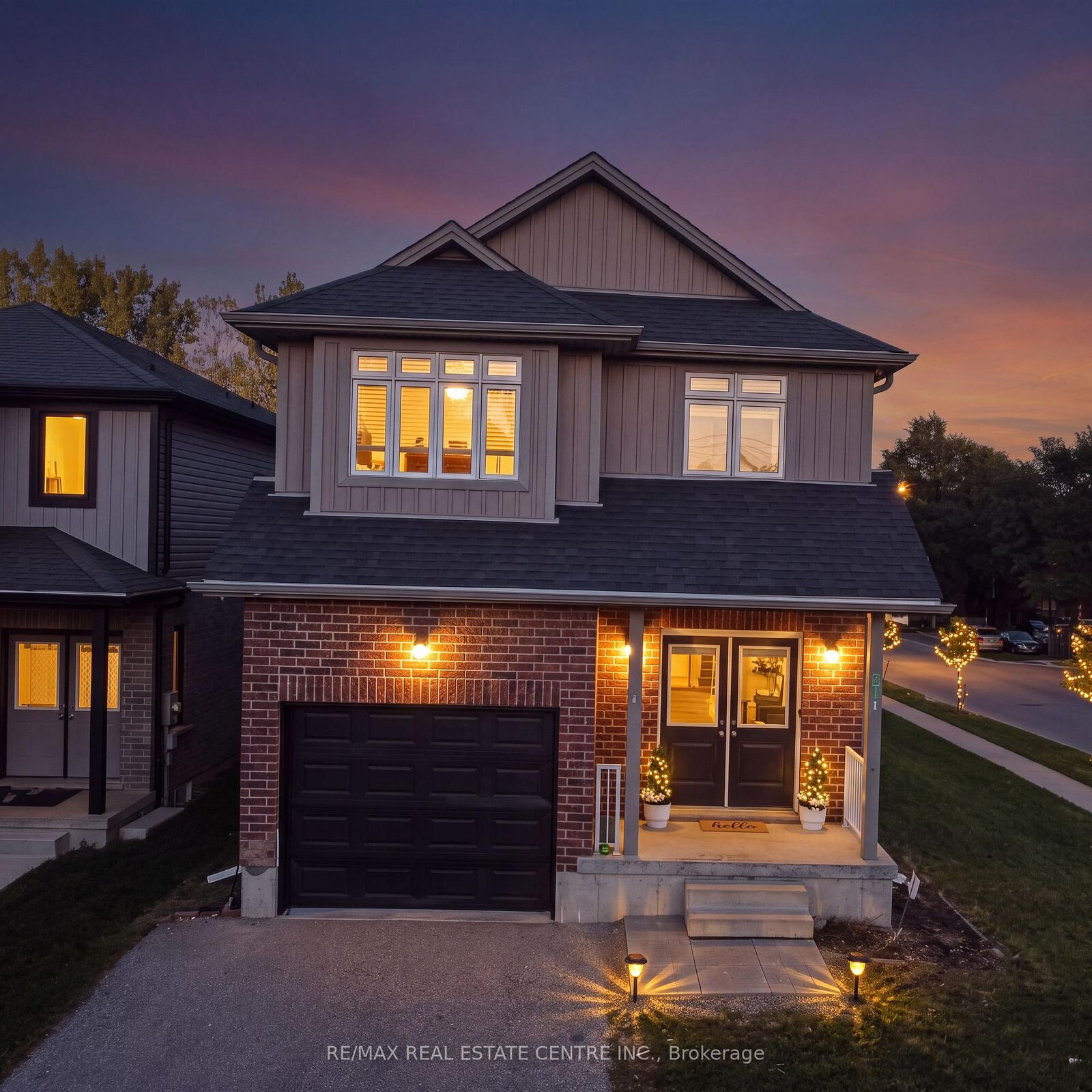 Property Photo:  91 Yvonne Crescent  ON N5Z 0A5 