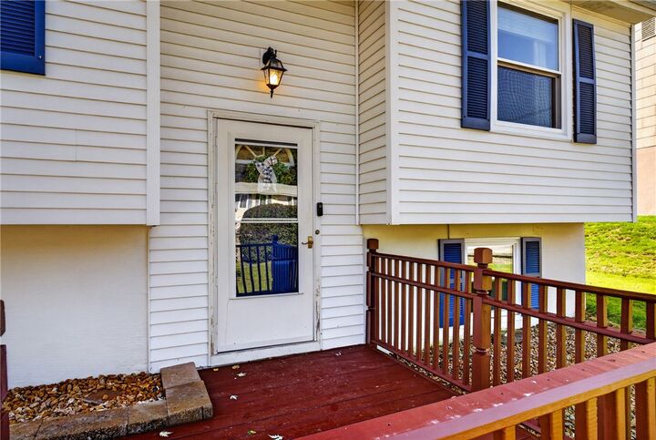 Property Photo:  1163 Marble Dr  PA 15046 
