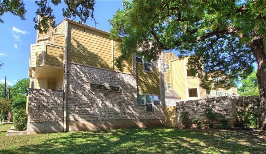 Property Photo: 808 W 29th Street 101 TX 78705