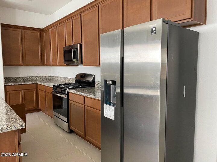 Property Photo:  442 W Golden Aspen Drive  AZ 85140 