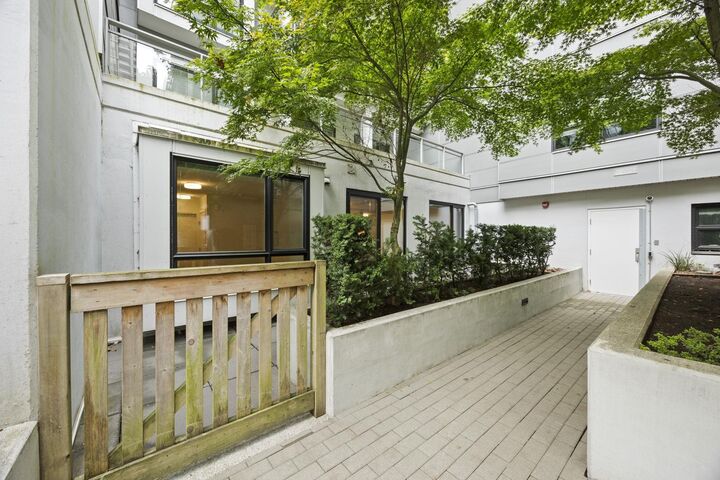 Property Photo:  2188 Madison Avenue 104  BC V5C 0J8 