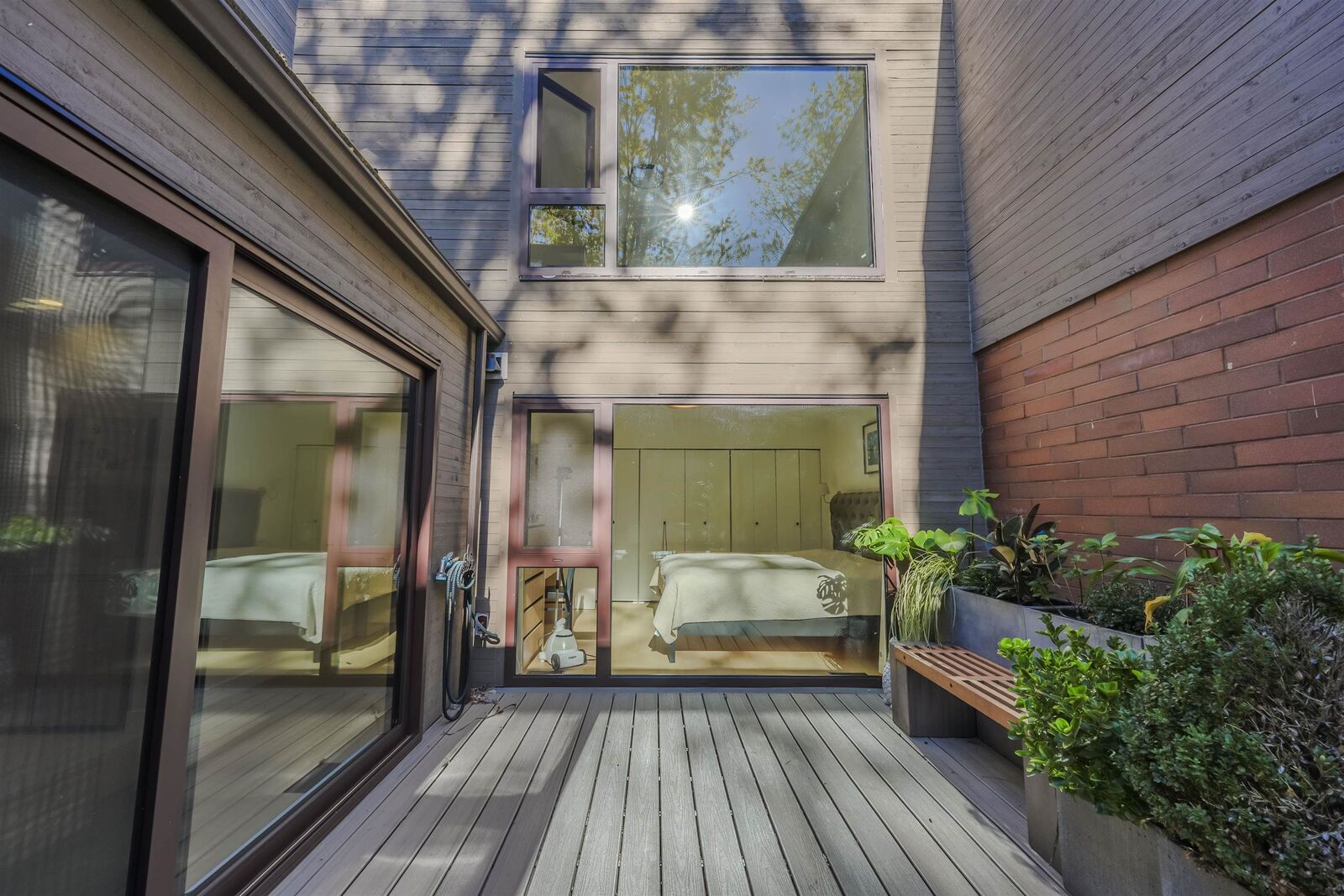 Property Photo: 426 Greensboro Place BC V5X 4M4