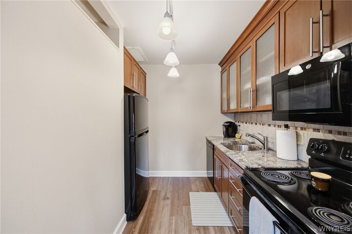 Property Photo:  125 Edward Street 4C  NY 14201 