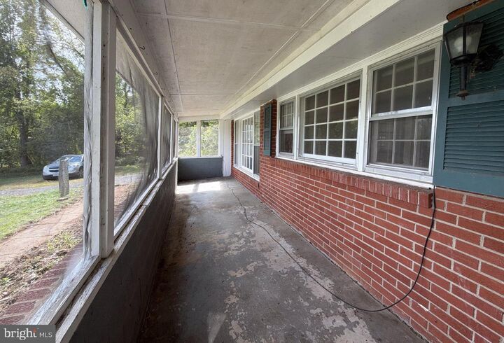 Property Photo: 8402 Rogues Road VA 20187