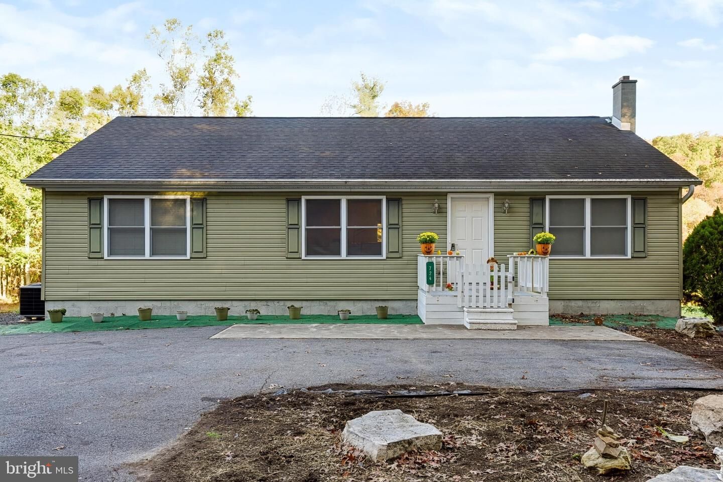 Property Photo: 724 Clouser Hollow Road PA 17068