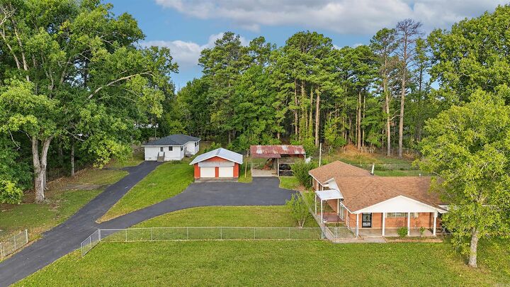 Property Photo:  210 N Evans Road  AR 71602 