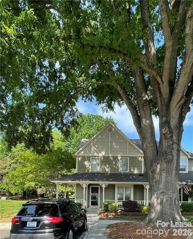 Property Photo: 2714 Von Thuringer Court NC 28210